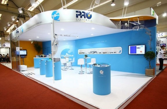 Tattiche per attirare persone al vostro stand espositivo