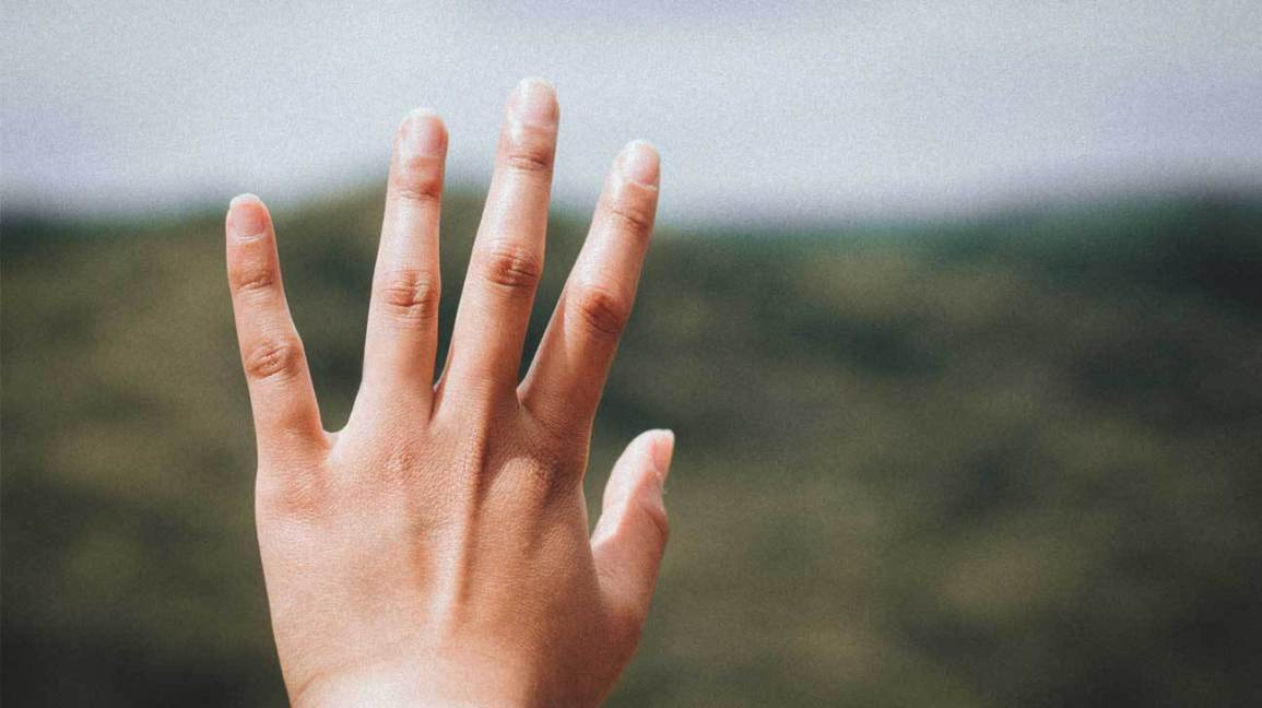 Unghie deboli, che si sfaldano e si spezzano: ecco come migliorarne l’aspetto