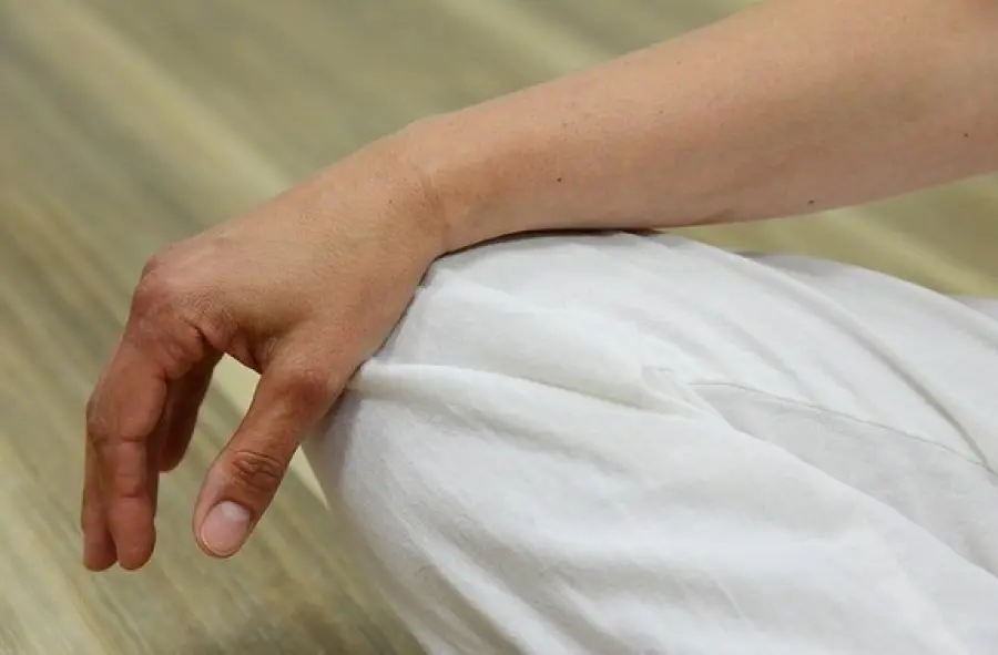 Unghie rigate: che vuol dire?